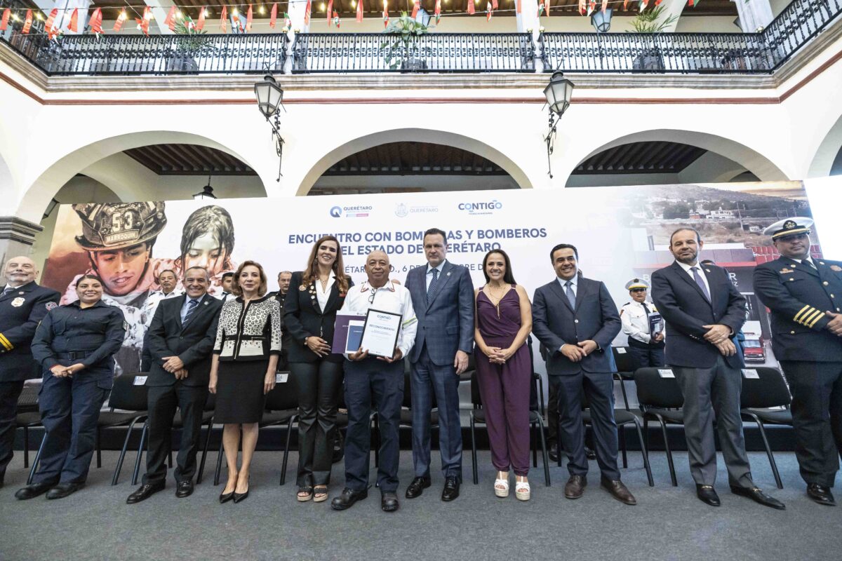 Reconoce Gobernador labor de los Bomberos queretanos