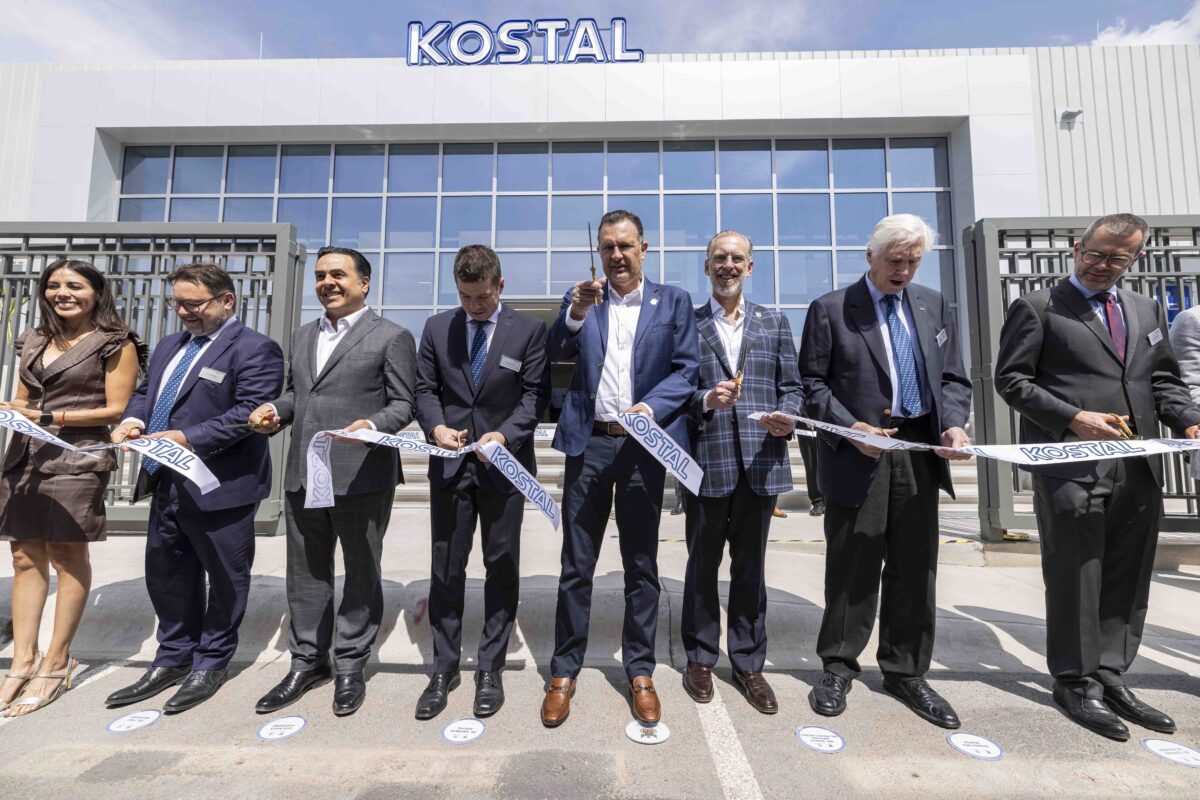 Inaugura Gobernador tercera Planta Kostal Electro Mobility en Querétaro