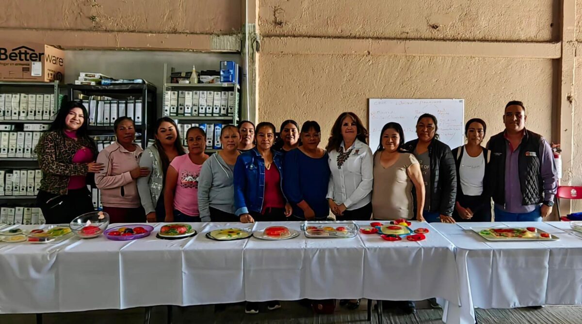 Finalizan 30 Mujeres curso de gelatina artística en Ezequiel Montes