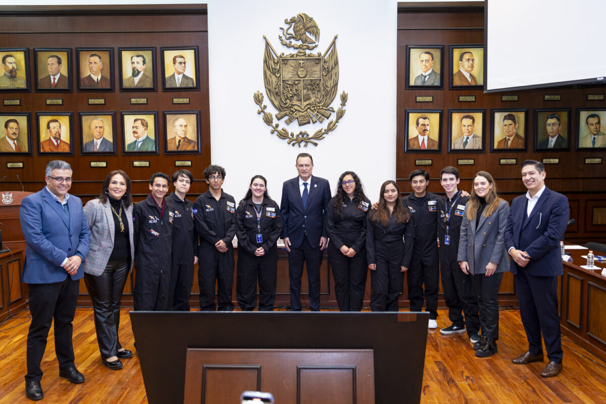 Reconoce Gobernador a participantes de Querétaro Digital te lleva al espacio