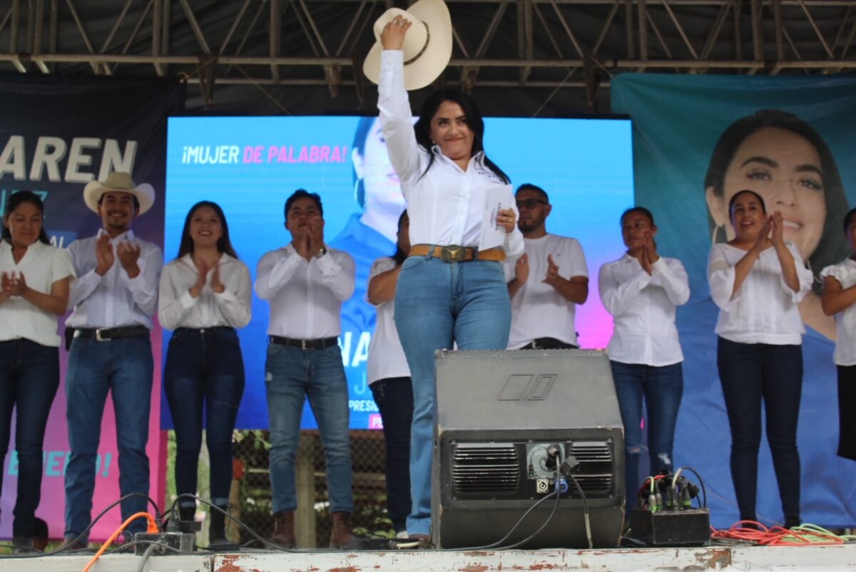 Respaldan a Ana Karen Jiménez candidata a la presidencia municipal de Peñamiller
