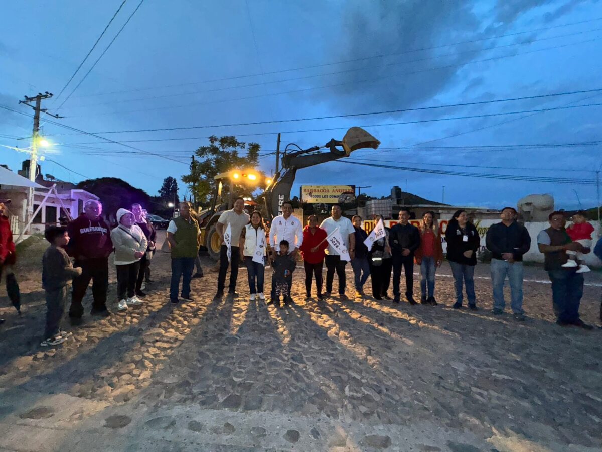 Dan banderazo a dos obras en Villa Progreso de servicios básicos