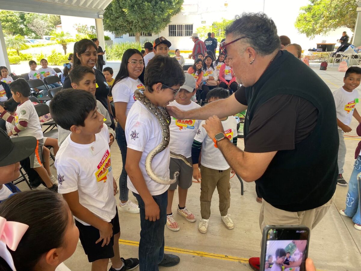 Imparten Curso de Verano Educativo en Ezequiel Montes