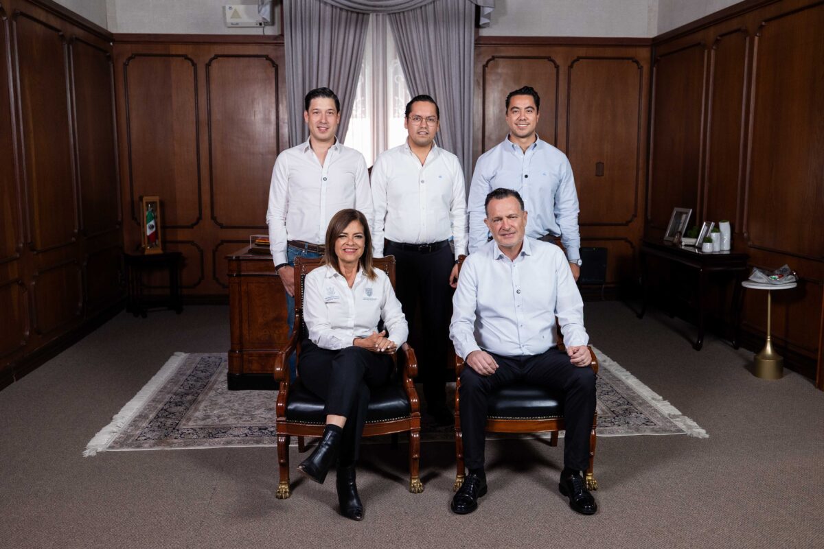 Anuncia Gobernador 500 millones para bacheo de zona metropolitana