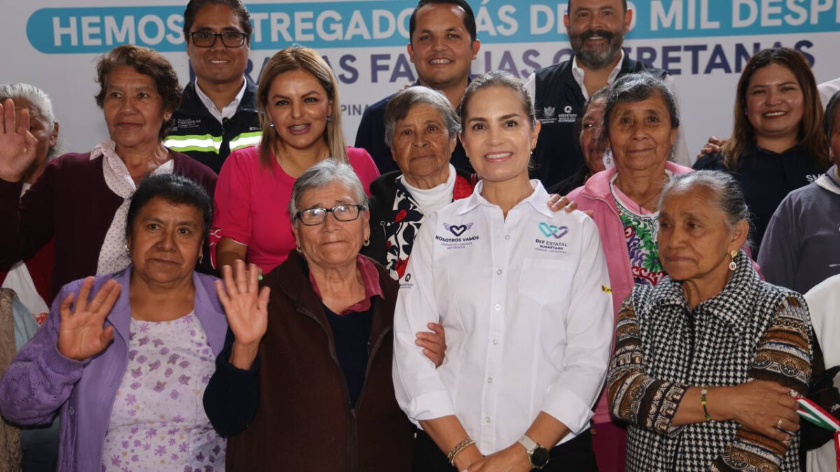 Inicia Car Herrera con el reparto de Despensas 2026 en Pinal de Amoles