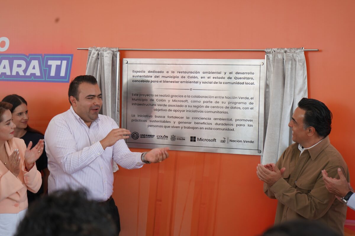 Reinauguran plaza Galeras con apoyo de las empresas Microsoft y Nación Verde