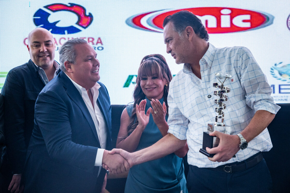 Reconoce Gobernador el compromiso de la sociedad organizada con la movilidad
