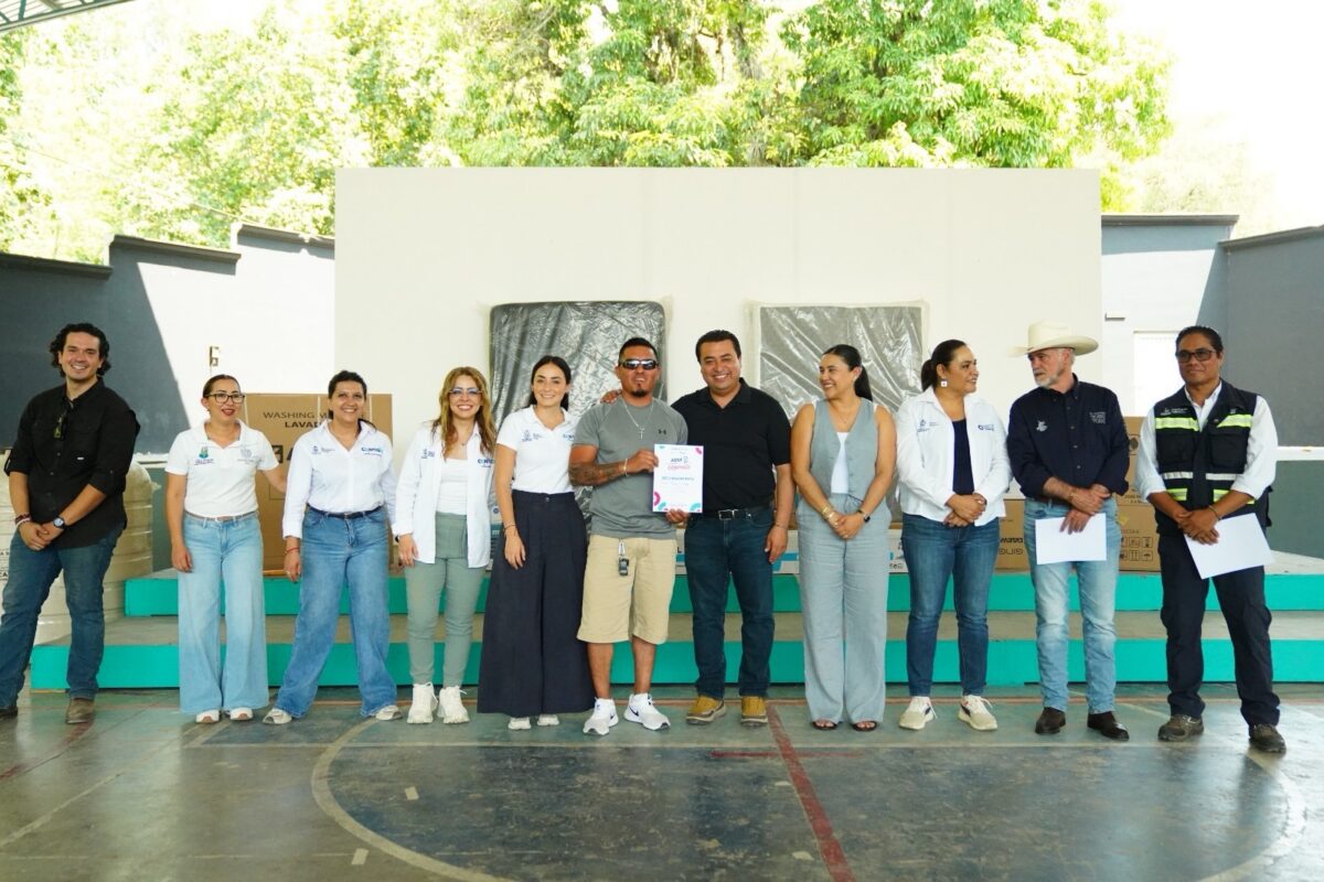 Más de 400 familias reciben apoyos del programa de Coinversión Social en Jalpan de Serra
