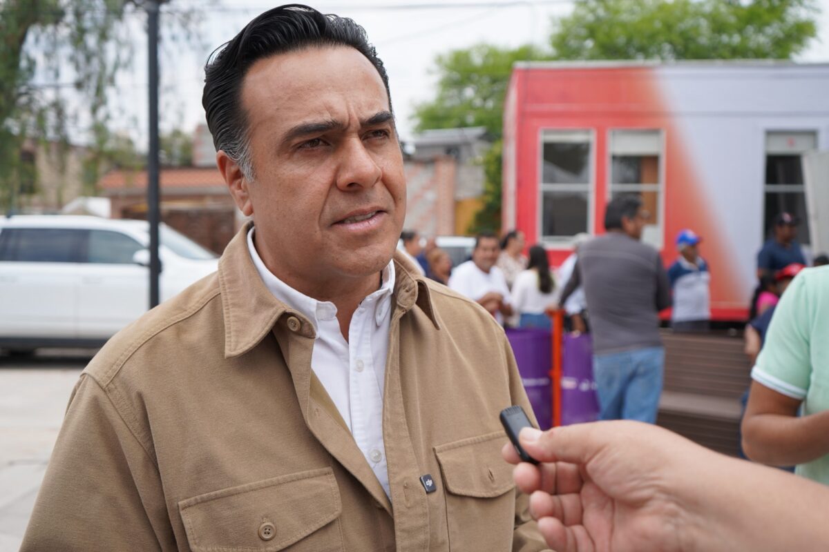 Recuerdan a Luis Bernardo Nava Guerrero, su compromiso para gimnasio al aire libre en Tilaco