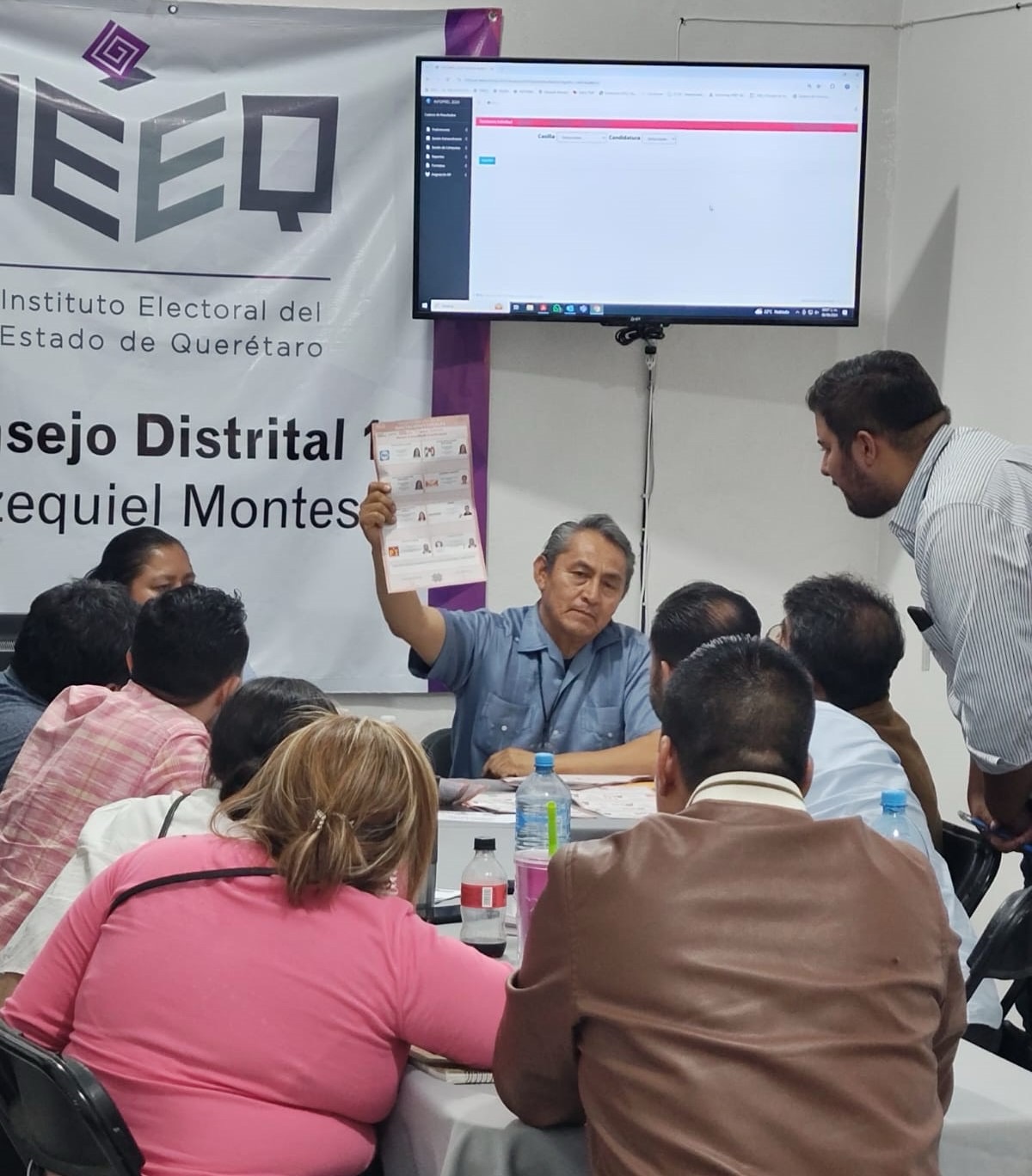 Aprueban comisiones del IEEQ convocatorias para Consejos Distritales y Municipales