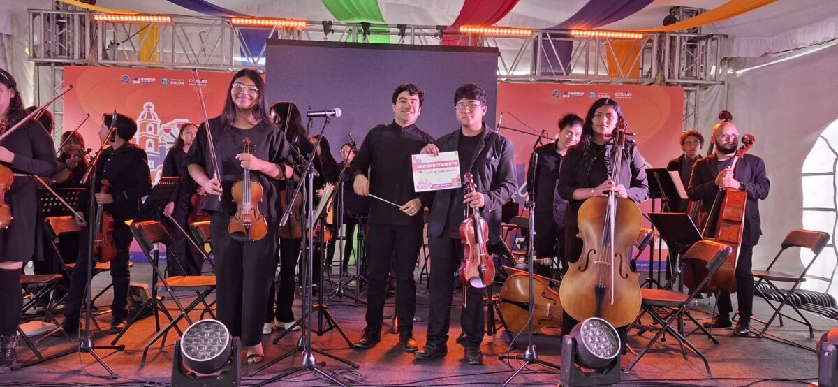 Se vivió tarde de Cultura y Arte con la Orquesta Comunitaria de Cuerdas de Colón en la Feria 2026